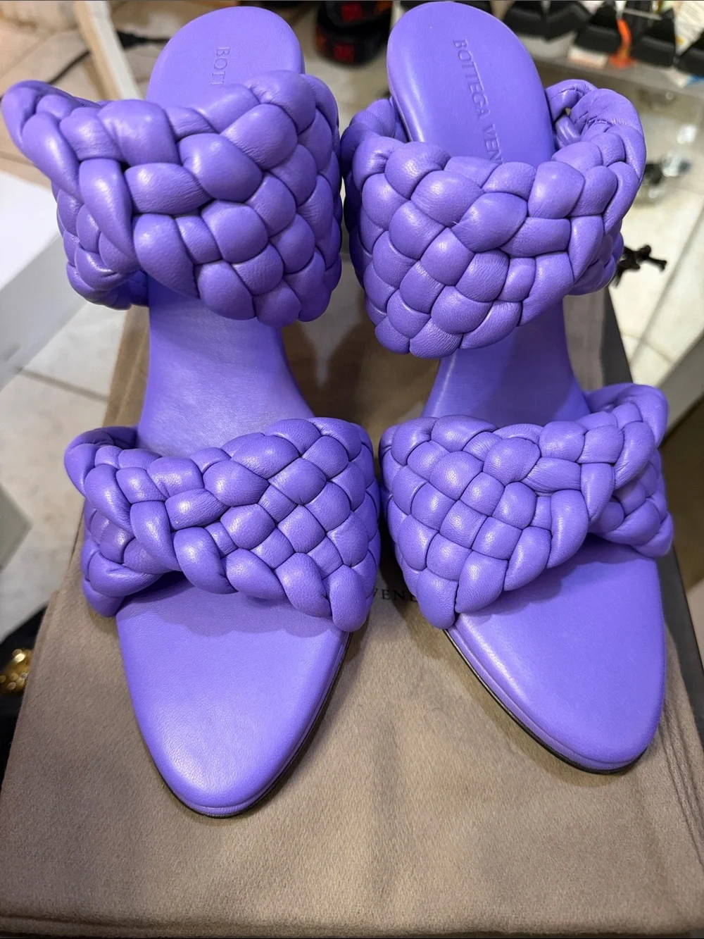Bottega Veneta Lavender Braided Leather Heels - Picture 4 of 8